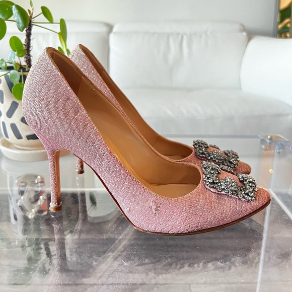 MANOLO BLAHNIK HANGISI PINK GLITTER TEXTILE STILETTO HEELS WITH CRYSTALS - Picture 4 of 10